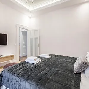 Delux Downtown In Jewish Quarter Apartment Budapest