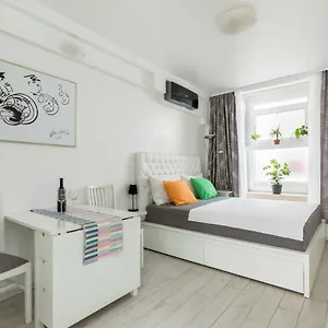 Studio Petra Apartment Split